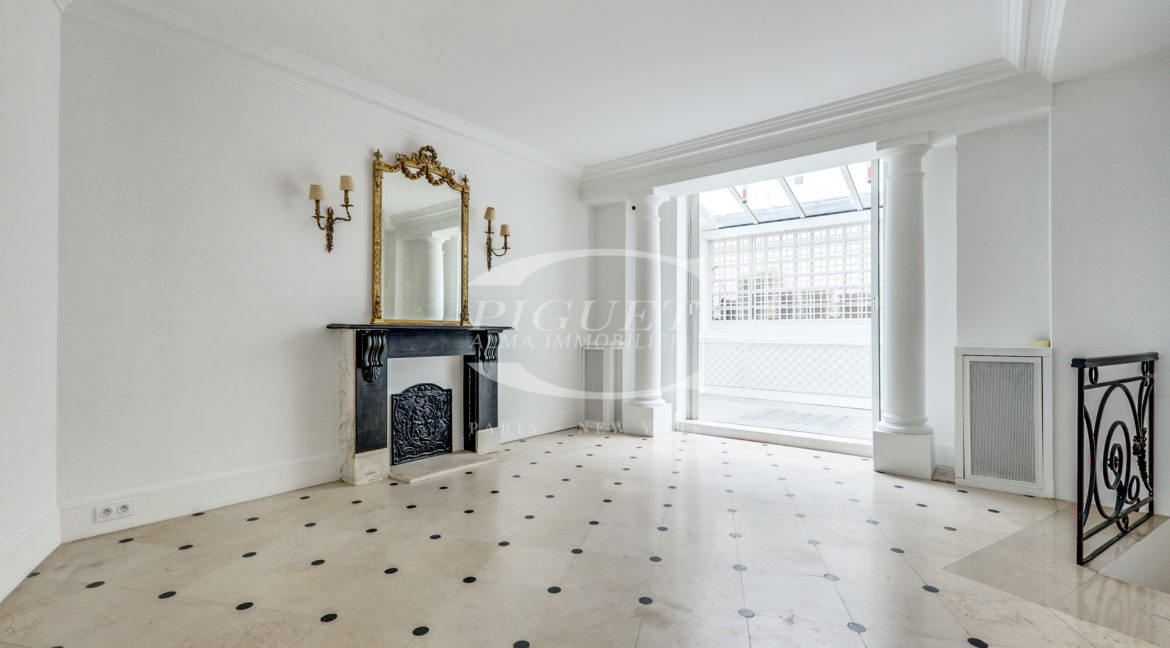 43 rue de Chazelles - 75017 Paris - 13