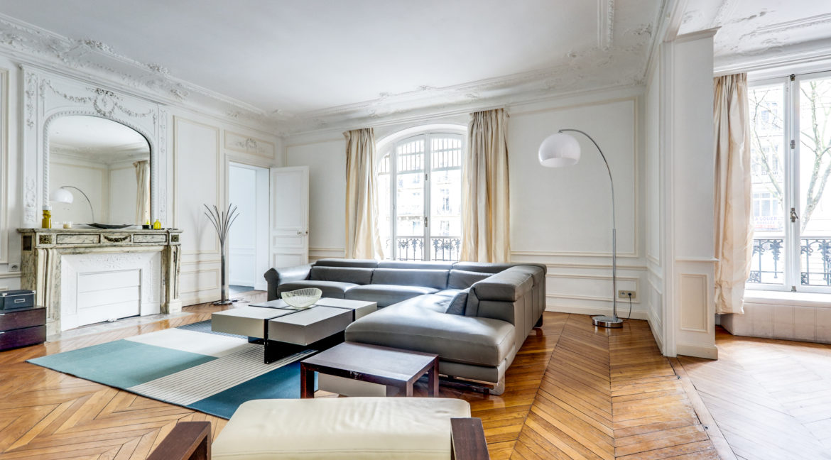 14 bd de Courcelles - 75017 Paris - 15